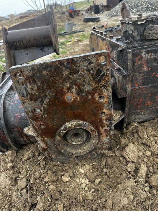 Transha reduktor sotiladi