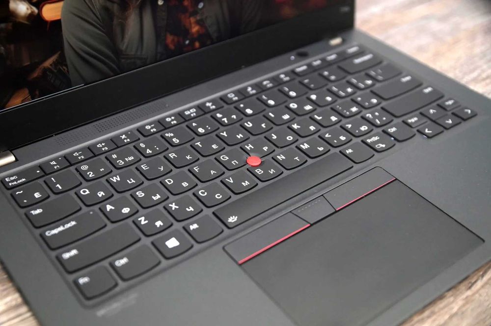 Lenovo ThinkPad T14s Gen2