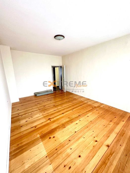 Продава се Тристаен апартамент в Варна, Кайсиева градина - 80 кв.м за 1500 €/кв.м - Снимка #11