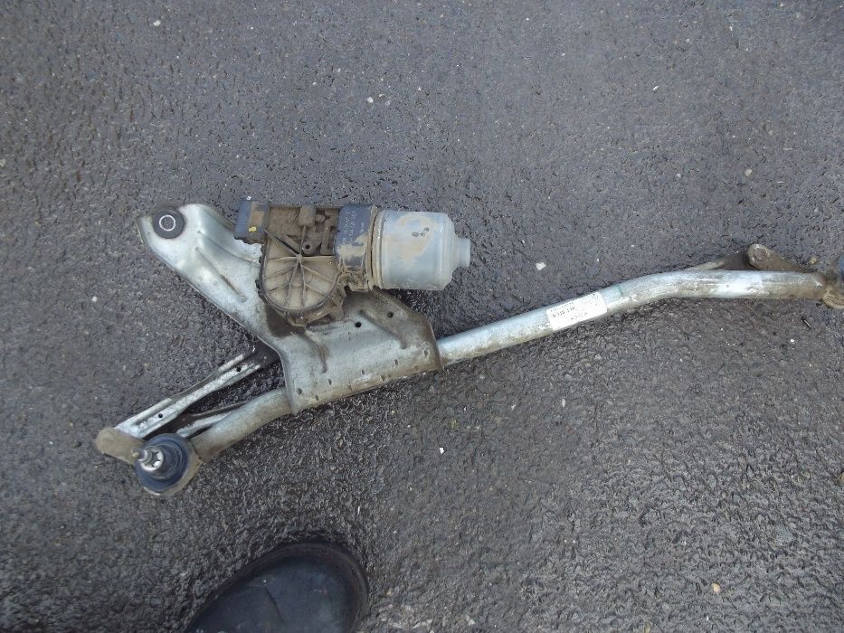 Motoras Stergatoare Logan Sandero motoras stargatoare fata Logan