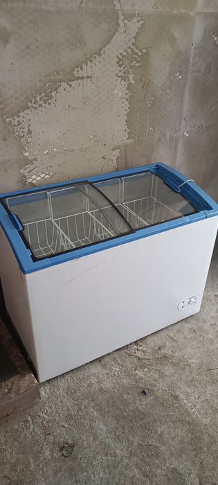 Продам морозильник