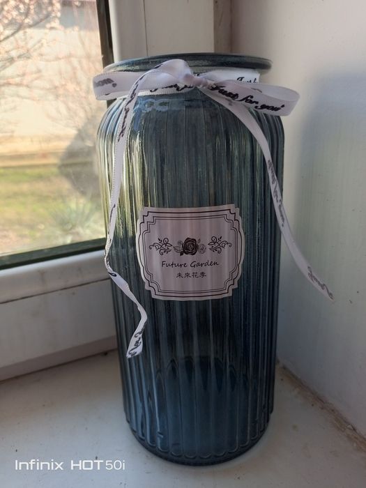Aesthetic Vaza — Minimalizm va Stil (Yangi)