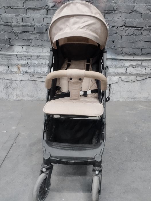 Продаются детские коляски.