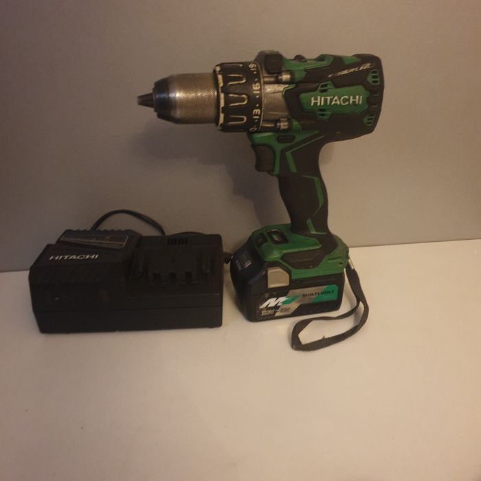Hitachi DS 36DA Mașina de infiletat Brushless 5.0AH 18v-36v