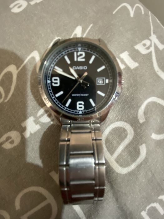 Продам часы Casio (б/у)