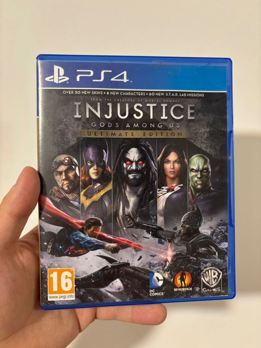 Joc superman Batman Injustice: Gods Among Us PS4 PS5 Playstation 4 5