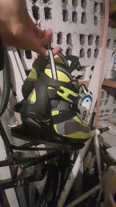 Patine reglabile marime 33-37