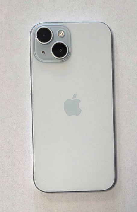 Iphone 15 128GB battery health 84%