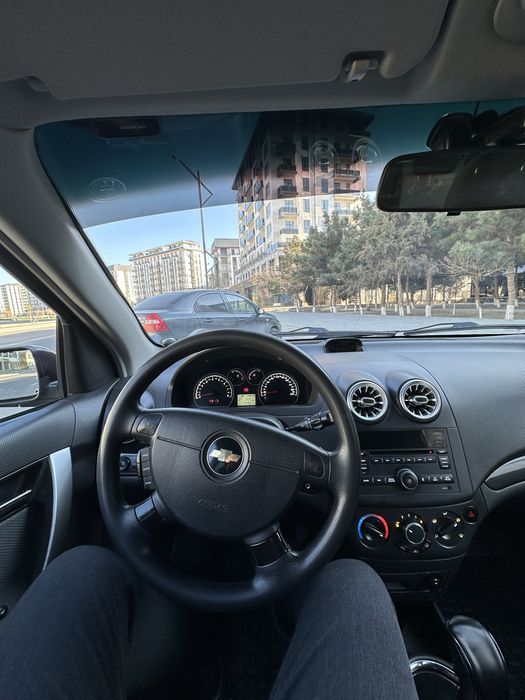 Nexia 3 sotiladi xolati tiniq benzinda yurgan kraska top toza