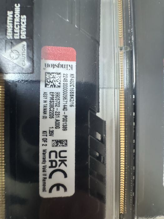 ОЗУ 16gb DDR4 3200 Kingston Fury