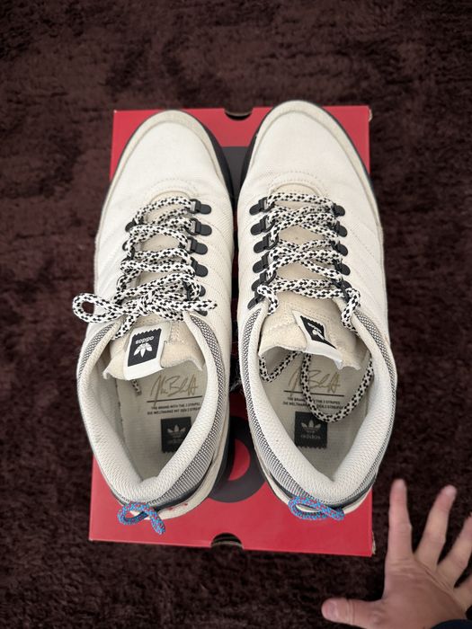 Vand ghete low Adidas Blauvelt