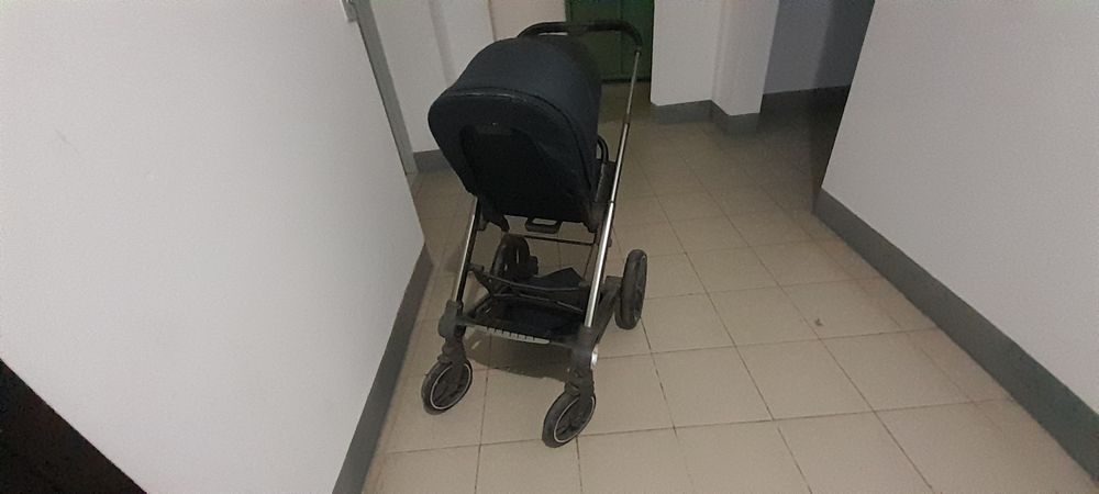 Продам коляску детскую