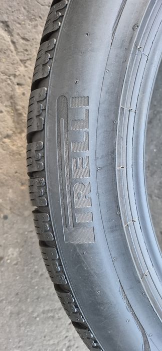 2 anvelope iarna Pirelli 285/40/19,dot 2022.Pretul este pe bucata