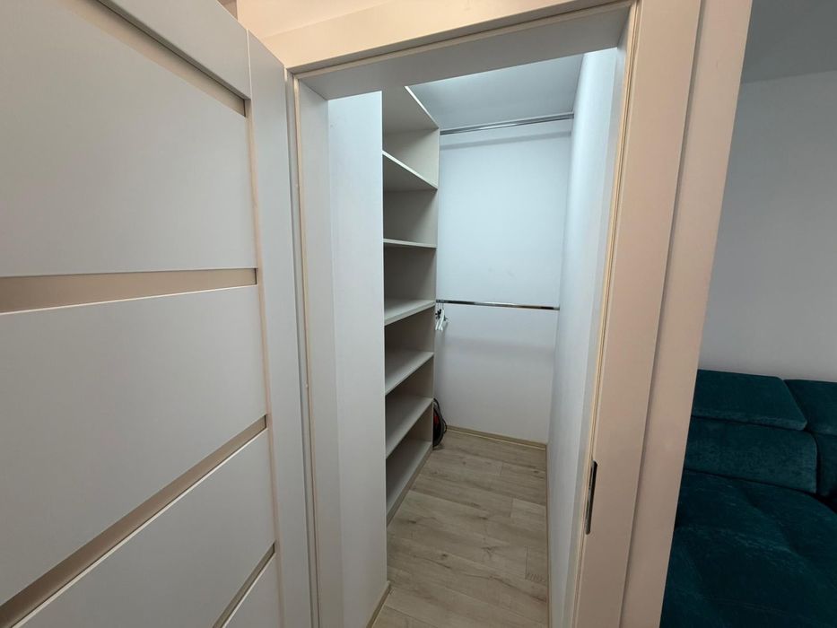 De Închiriat Apartament Nou, Micro 14, 2 Camere, De Lux