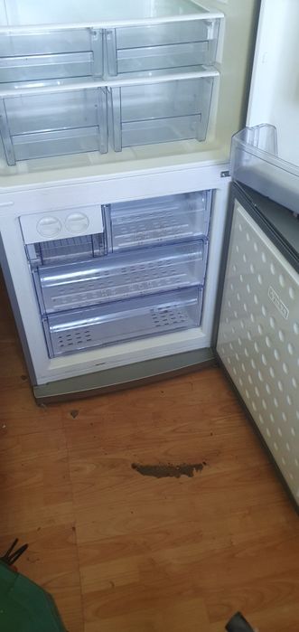 Nefunctional - Frigider Beko CN147130DX No Frost -> pentru piese sau reparat | Complet | Sector 6