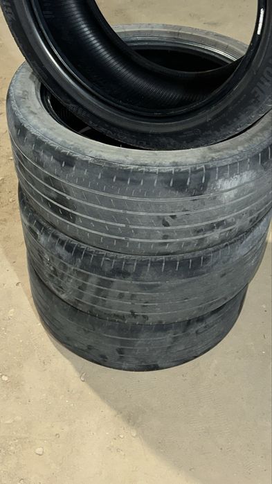 Шины/покрышки 235/45/18 bridgestone