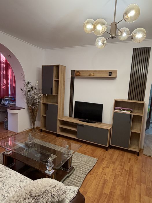 Apartament 2 camere de inchiriat