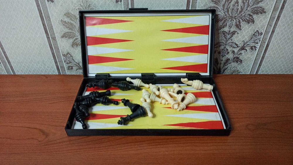 Шахматы деревянные и магнитные