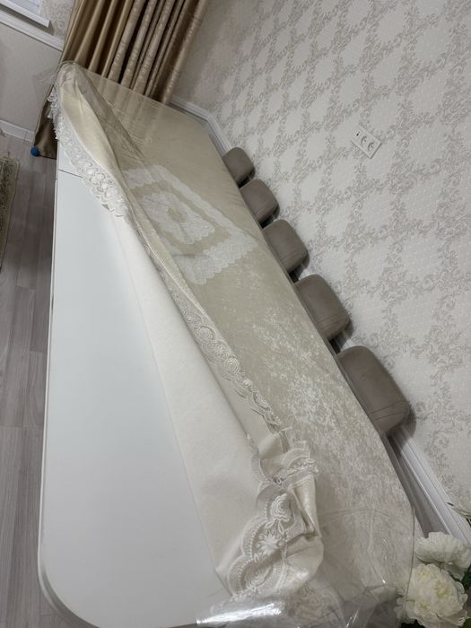 Продается стол 4х метровый