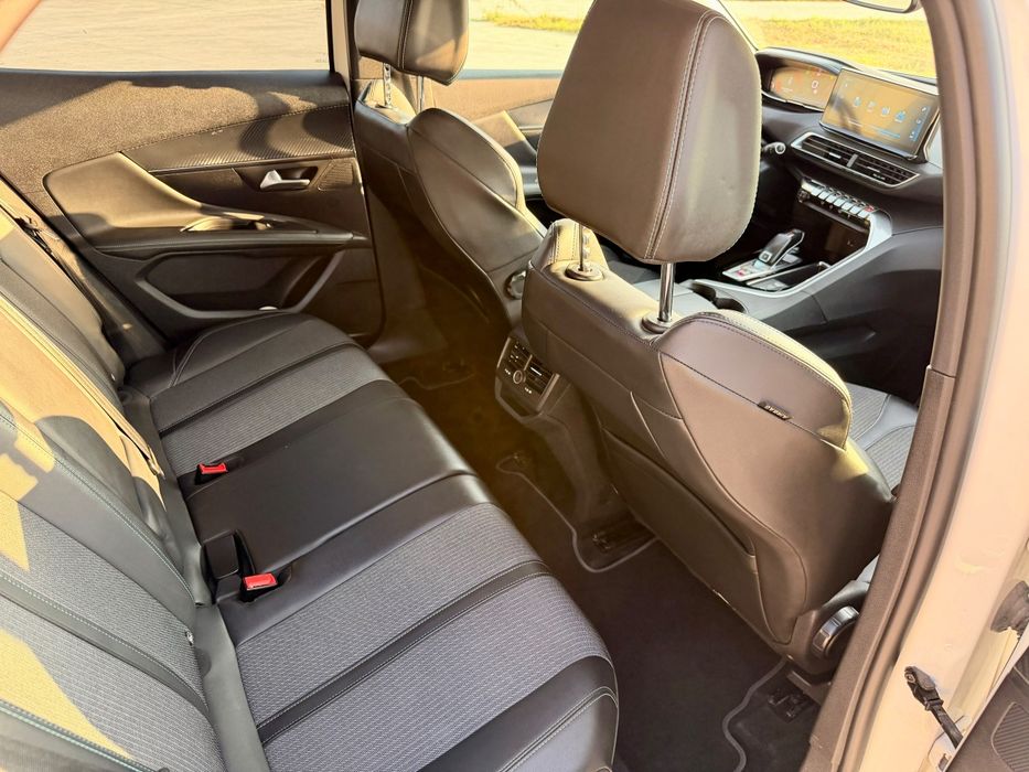 Peugeot 3008, 1.5 Diesel, Allure, Automat