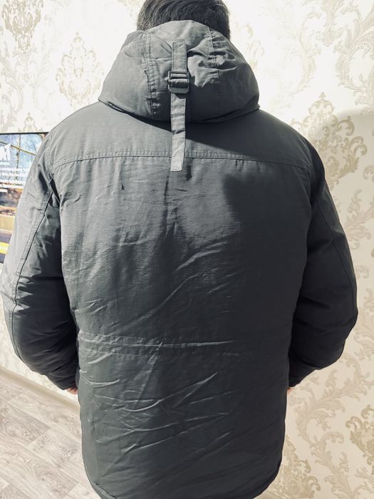 Пуховик зимний теплый
