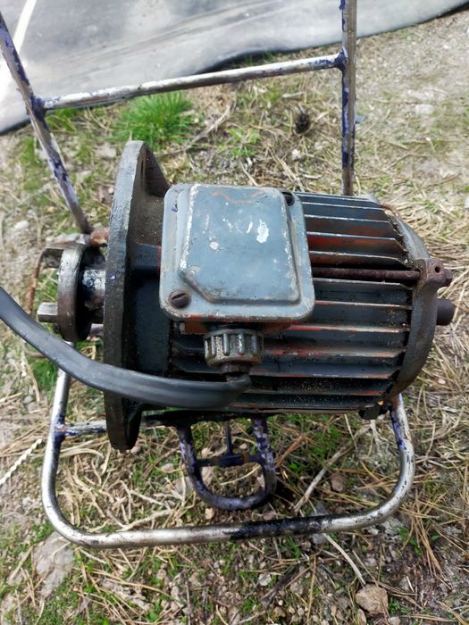 Электродвигатель