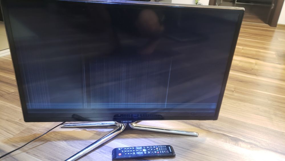 Samsung ue 32es6570 развален за части