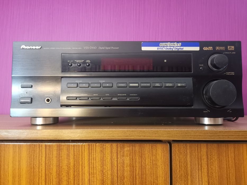 Pioneer усилвател