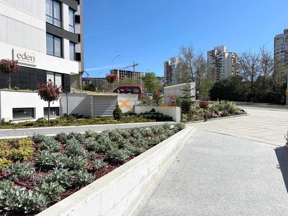 Продава се Двустаен апартамент в Варна, Възраждане 1 - 67 кв.м за 1211 €/кв.м - Снимка #15