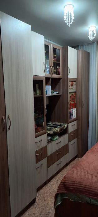 Продам стенку в гостиную