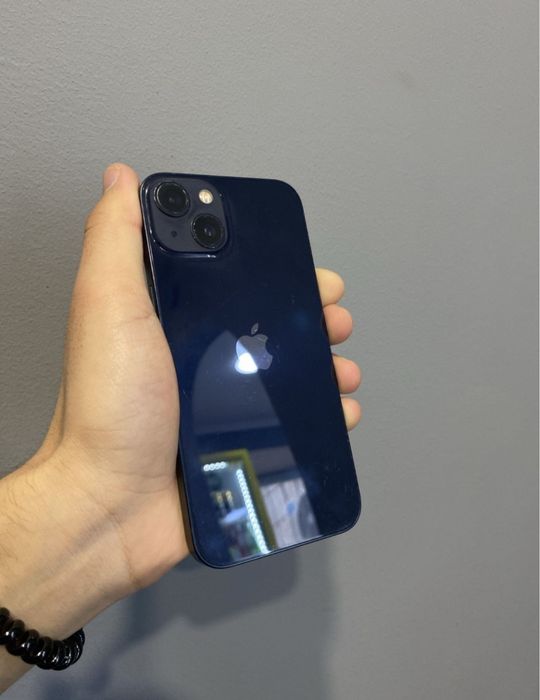 iPhone 13 - 128GB - идеал