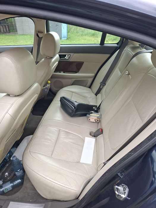 Vând jaguar xf 2.7 2009