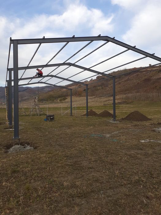 Hala metalica de vanzare 8 m x20 m x3 m si altele dimesiuni la comanda
