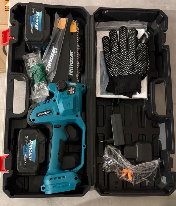 Акумулаторен градински трион 8” безчетков мотор