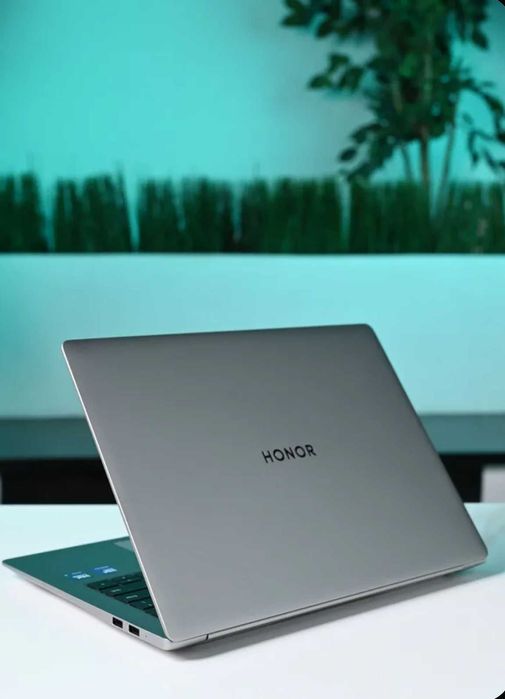 Нonor Маgiсbооk Pro 14 2025