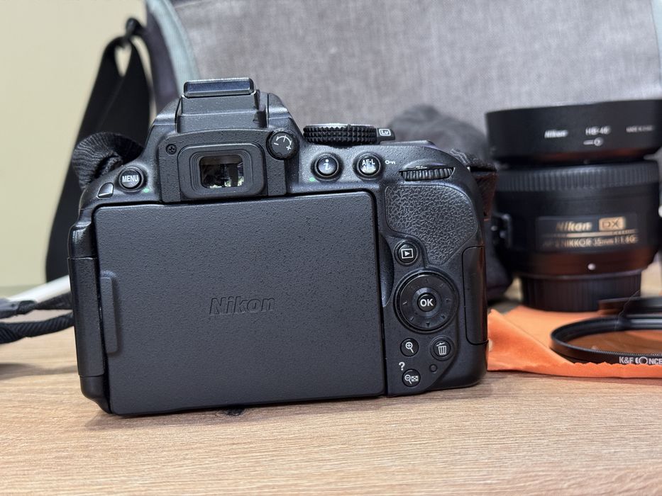 Nikon D5300 комплект с два обектива – готов за снимане