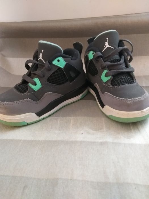 Nike Air Jordan Retro -  детски маратонки 22-номер