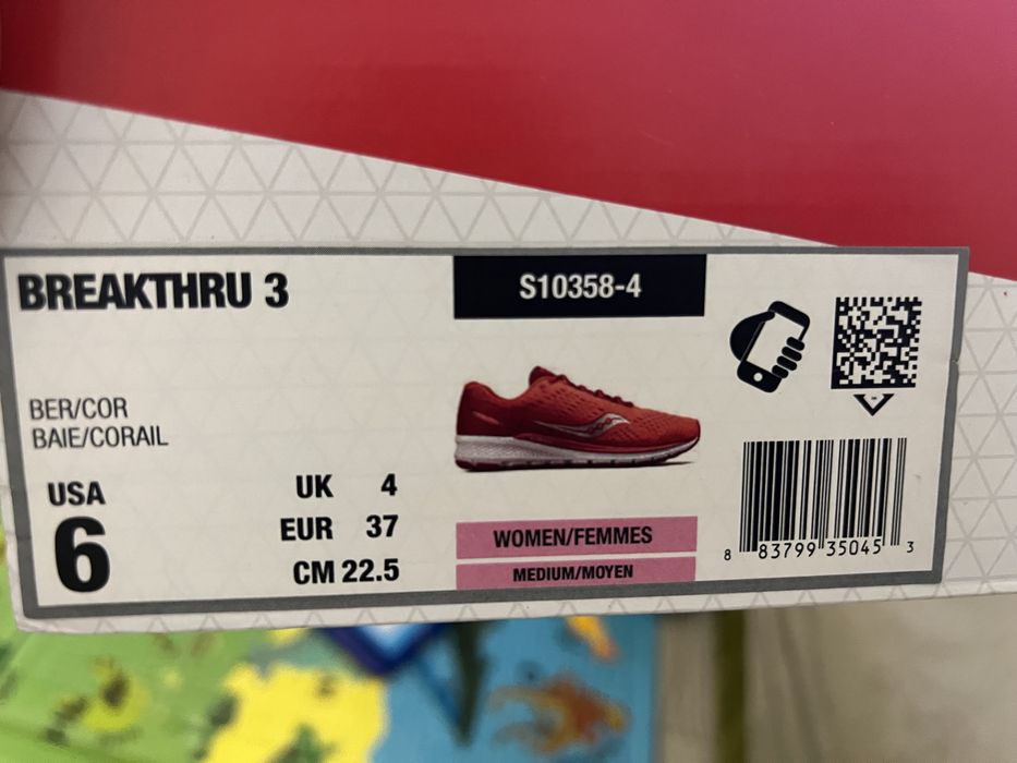 Papuci saucony pentru alergare.