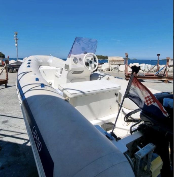 Rib Лодка Grand  470 с двигател 50kc и колесар