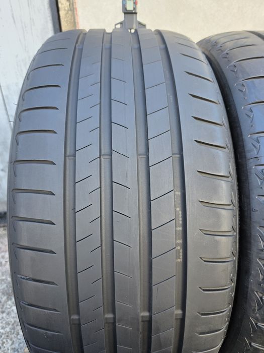 Vând două anvelope de vara Bridgestone  aleza 275 40 20 dot 4222