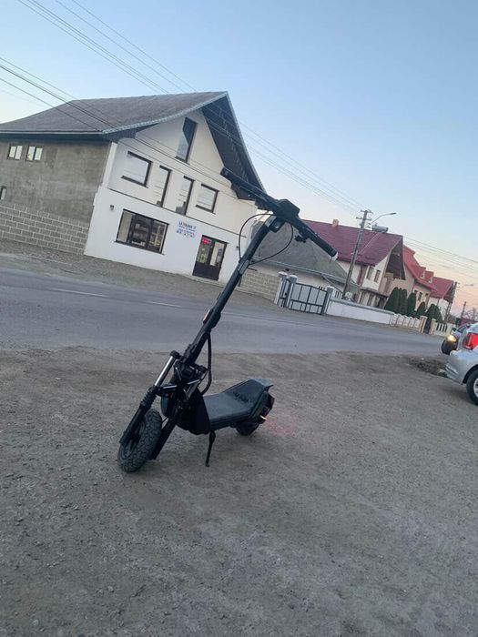 Vând trotinetă electrică sengway zt 3pro