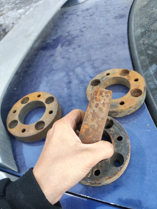 Колёсные проставки