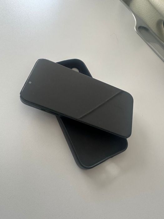 Айфон 13 128 гб.