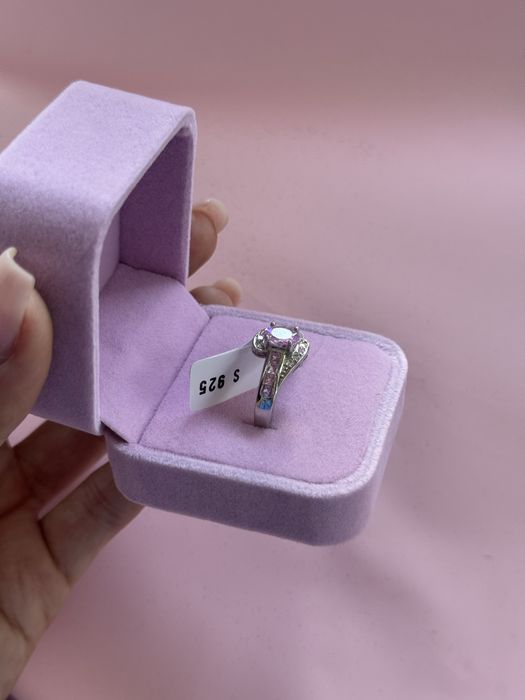 Кольцо серебро (с коробочкой)