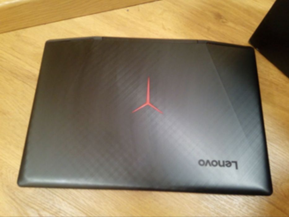 Lenovo legion y720