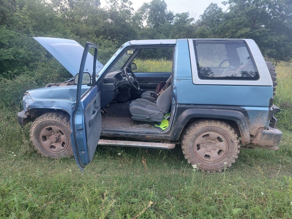 Vând Daihatsu Feroza