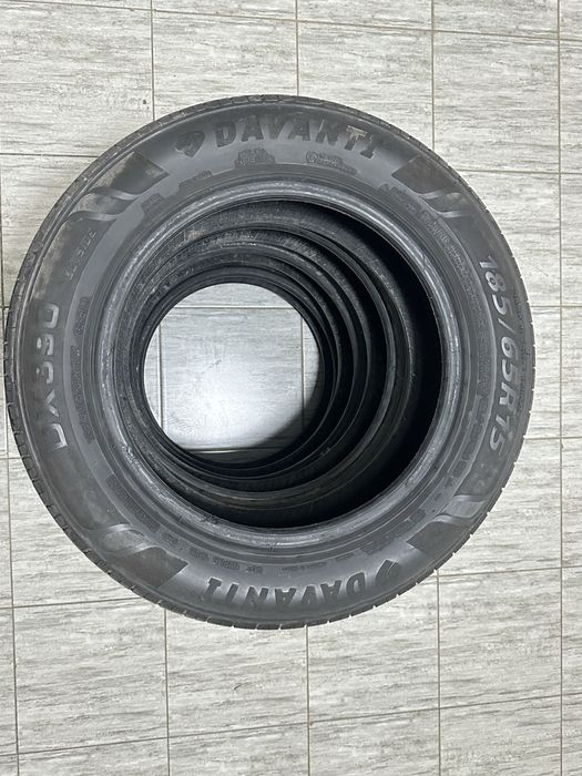 Продам шины на 15