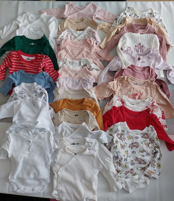 Vând hăinuțe de copii