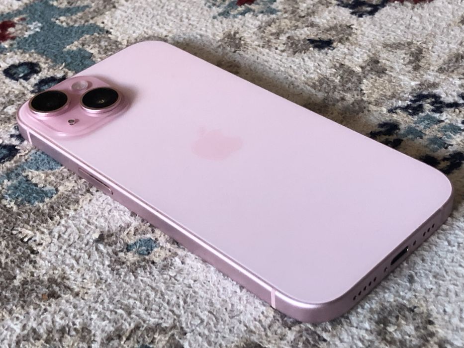 Продам iPhone 15 айфон 15 128гб