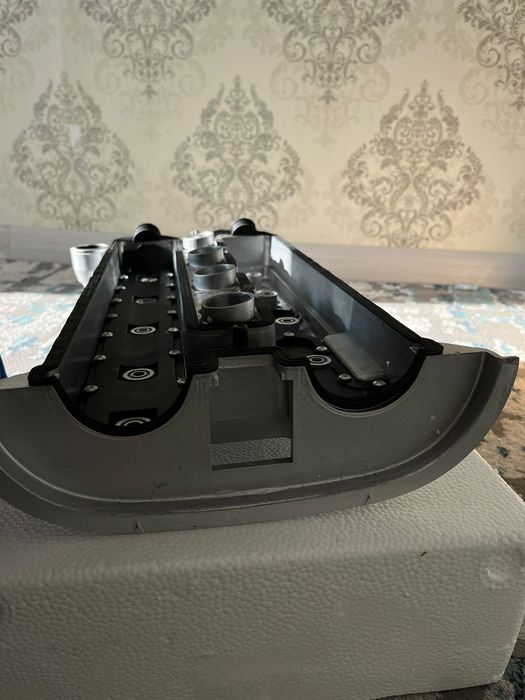 Алюминиевый клапанный крышка